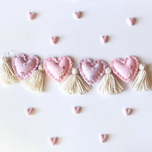 Scallop Heart Garland